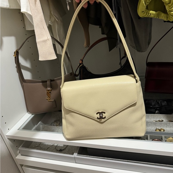 Chanel vintage bag - Picture 6 of 16